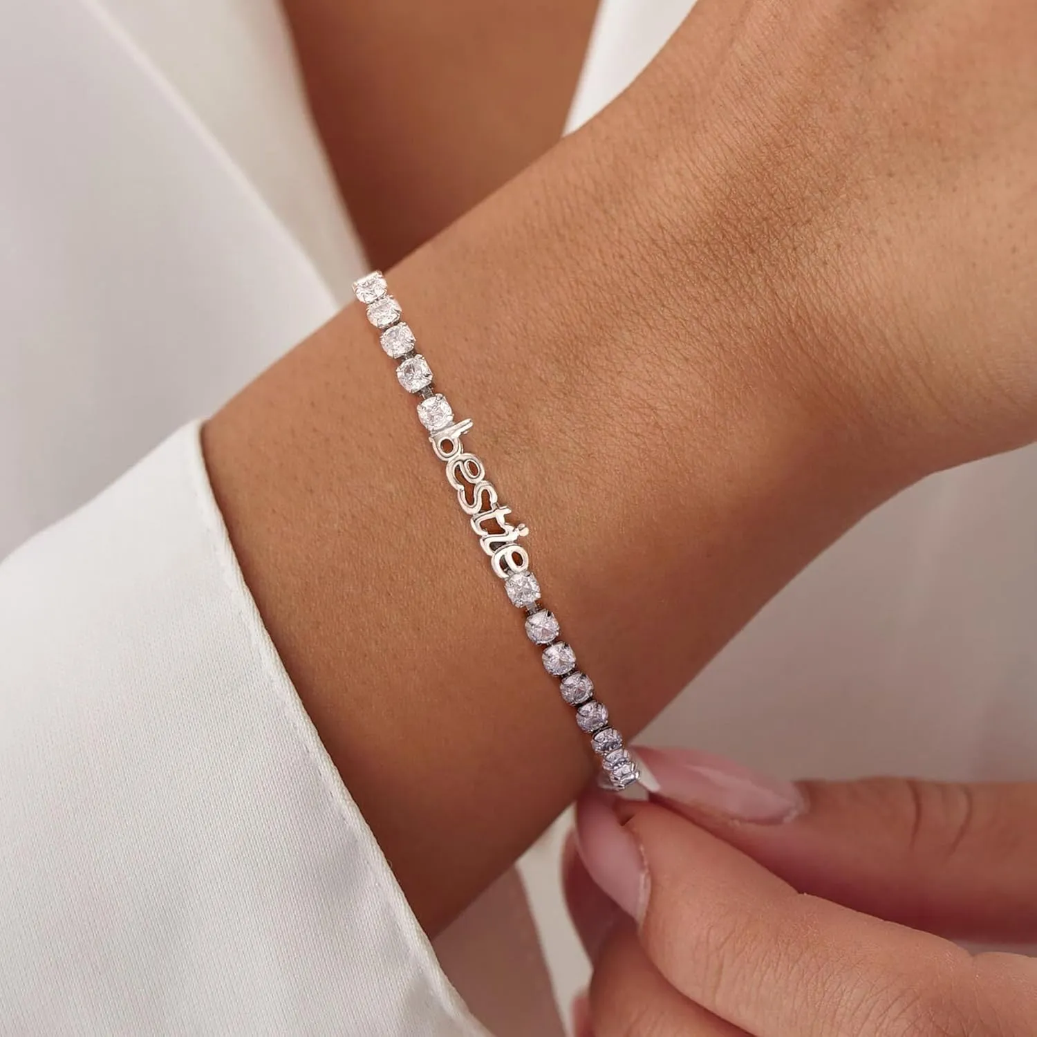 Birthday Gifts for Mom Sister Daughter Friends Bracelets Tennis Bracelets for Women Adjustable Cz Crystal Mom Granddaughter Bracelet 21st 30th Birthday Gift for Sister