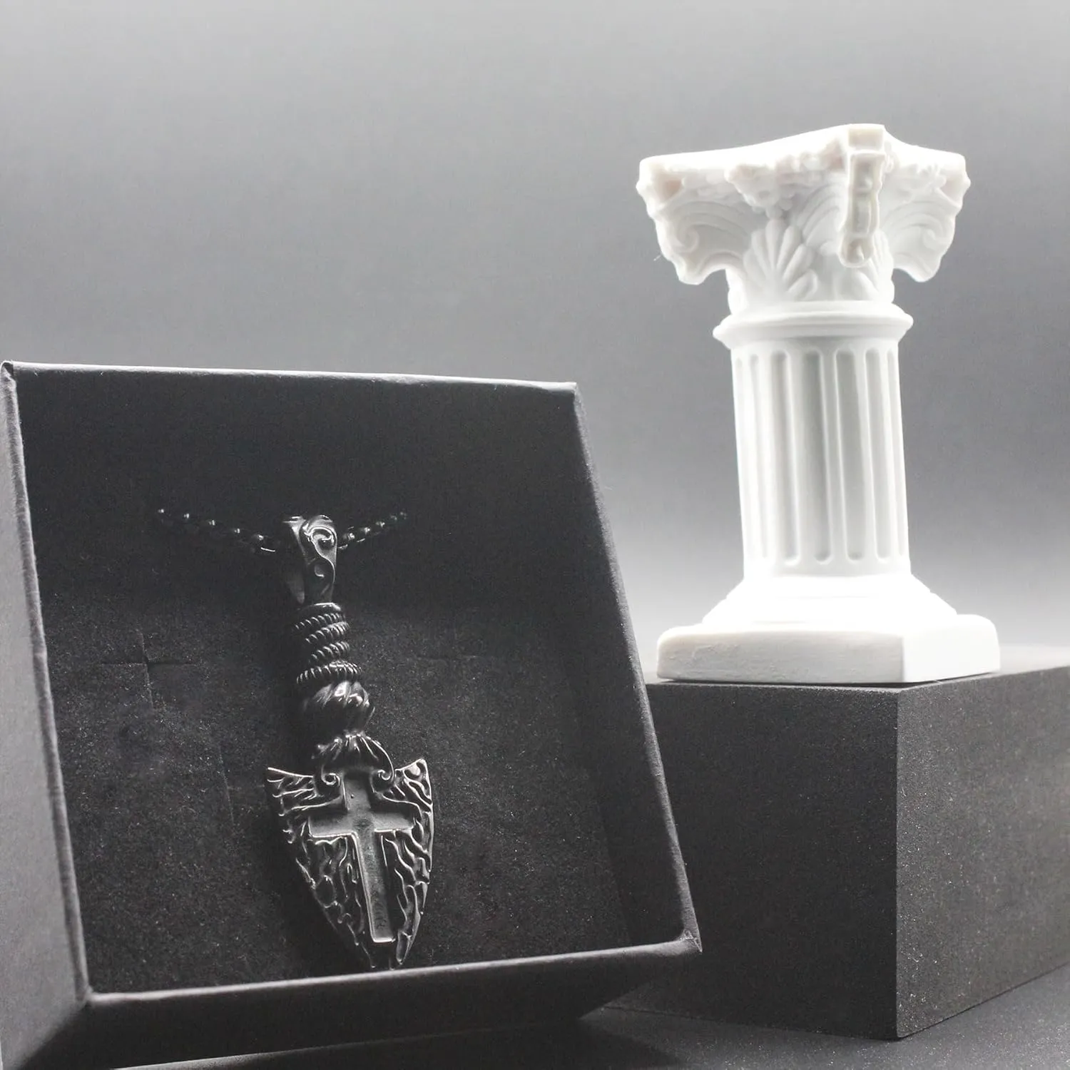 Viking Cross Arrowhead Pendant Stainless Steel Gothic Cross Shield Necklace Viking Norse Arrowhead Shield Pendant for Men